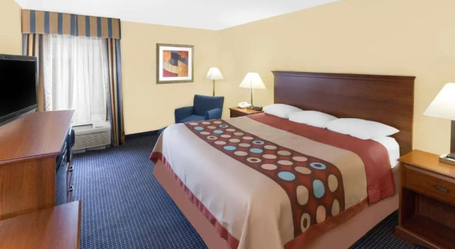 Номер Standard Super 8 by Wyndham Hattiesburg South
