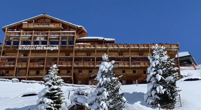 LIsatis Chalet Hotel, Забронировать Шале Виллы Овернь-Рона-Альпы, Вилла