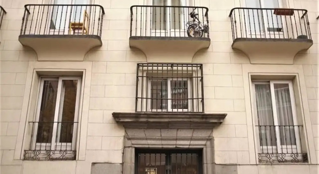 Acogedor y Precioso Piso Junto a Plaza Mayor, Забронировать Отель Отели Мадрида 3 звезды, рядом с Монастырь Энкарнасьон, 3*