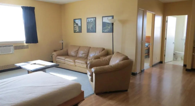 Люкс c 1 комнатой Athabasca Valley Inn & Suites