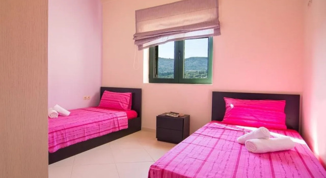Uranus Stone Villa, Rezerwuj Willa Hotele 4-gwiazdkowe w Almirida, 4*