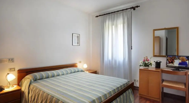 Двухместный номер Standard с видом на окрестности Albergo Volpara