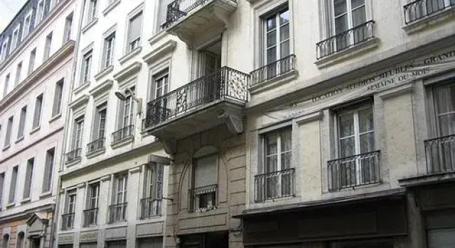Résidence Avy, Rezerwuj Hotel Hotele w Rhône z parkingiem, Parking