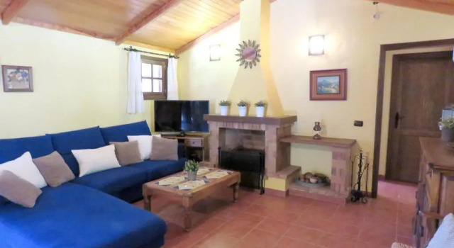 Villa With one Bedroom in San Bartolomé de Tirajana, With Wonderful Mo, Prenota Villa Hotel a Gran Canaria con piscina, Piscina
