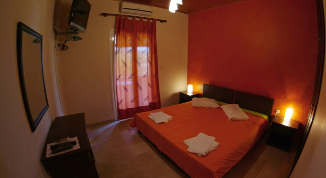 Erifili Apartments