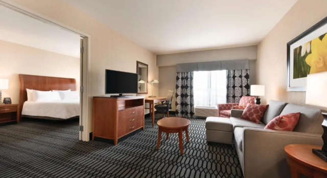 Люкс Hilton Garden Inn Akron-Canton Airport