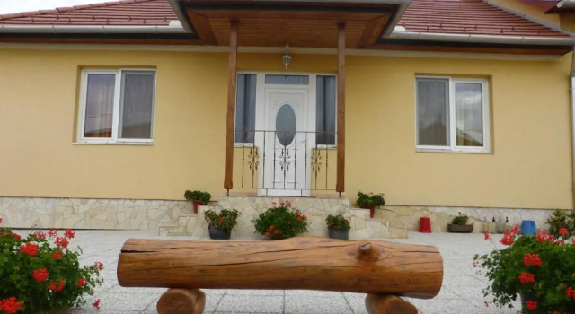 Napfény Apartman és Vendégház