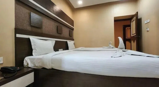 Номер Superior Hotel Pushpak International