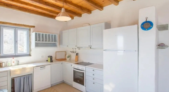 Вилла An Amazing Stone Villa-b in Serifos w Shared Pool