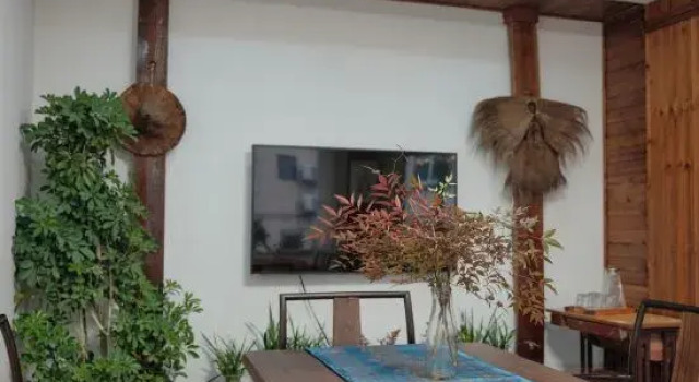 Jinyun welcomes guests to the homestay, Book Hotel Jinyun Zhejiang