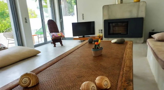 Beach Villa Next To The Waves, Buchen Sie Villa Istiaia Zentralgriechenland
