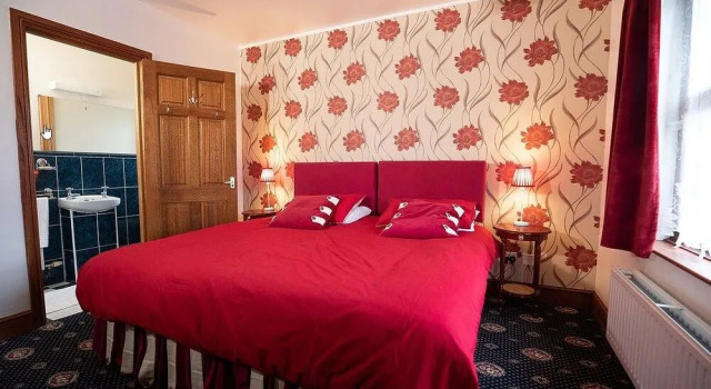 Hill House Bed and breakfast, Забронировать Отель Порт-Эрин Остров Мэн