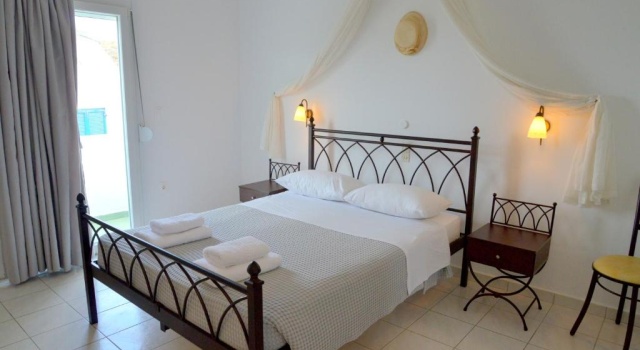 Двухместный номер Standard с видом на море Glaronisia Hotel