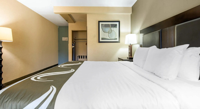 Двухместный номер Standard Quality Inn & Suites Charleston - Civic Center
