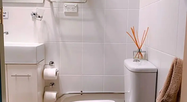 Номер Economy Westside Studio Apartments