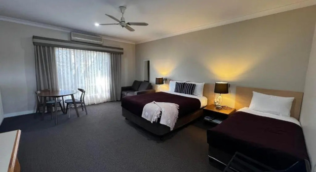 Номер Deluxe Tumbarumba Motel & Elms Restaurant