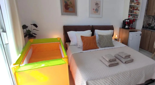 Beautiful Choice - near Athens airport - 50m from the sea - IQ+, Забронировать Отель Отели Луца с завтраком, Завтраки