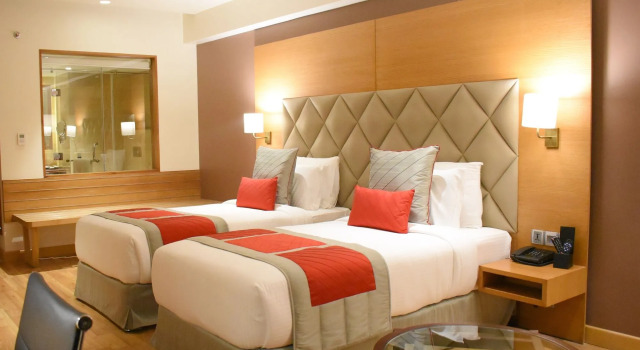 Ramada by Wyndham Darjeeling Gandhi Road, Забронировать Отель Дарджилинг East Zone, рядом с Храм Махакал Мандир
