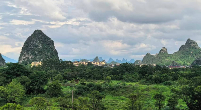 Номер Superior Guilin Village Creek Inn