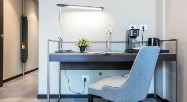 Superb Room for 4 near Duomo di Milano, Забронировать Апартаменты/квартира Милан Ломбардия, рядом с Colonne di San Lorenzo
