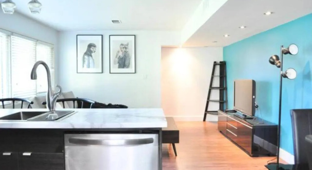 Люкс Cozy 1 BD Suite Centrally Located North Vancouver