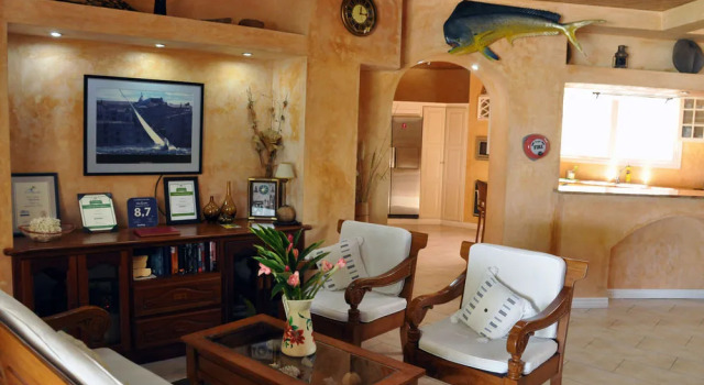 Villa Dorado, Book Villa Hotels in Mahe with Parking, Parking