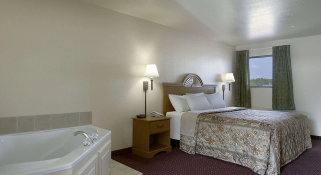 Days Inn by Wyndham Centre, Prenota Hotel Centre Alabama