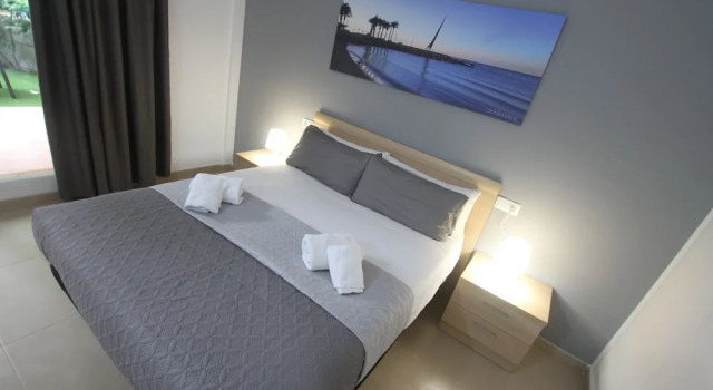 Апартаменты c 1 комнатой с балконом Salou Med Apartamentos