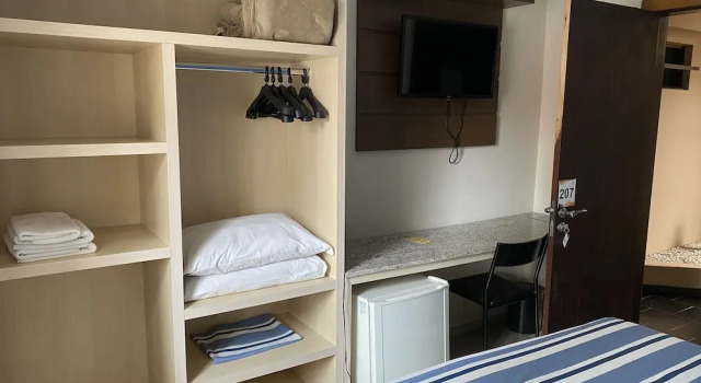 Hotel Sol By MRHotelaria, Забронировать Отель Отели Куритиба с парковкой, рядом с Конгресс-центр Estacao Embratel, Парковка