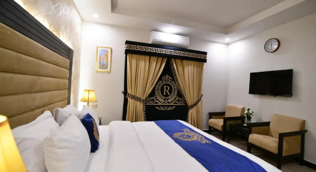 Двухместный номер Standard Royal Regency Hotel
