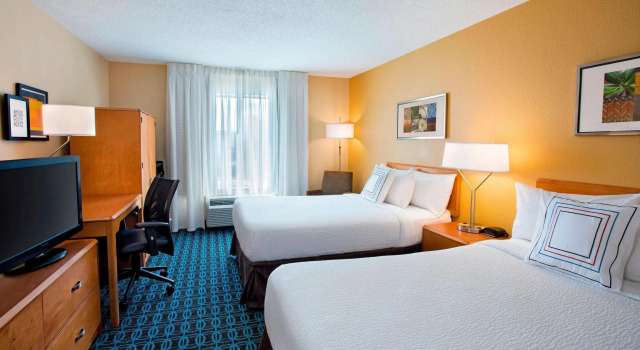 Четырёхместный номер Standard Fairfield Inn & Suites Merrillville