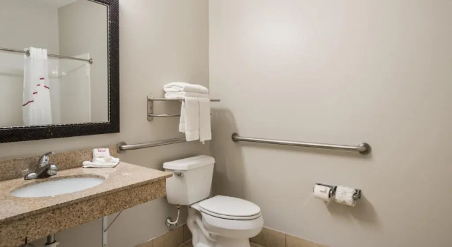 Номер Superior Red Roof Inn & Suites Lake Charles