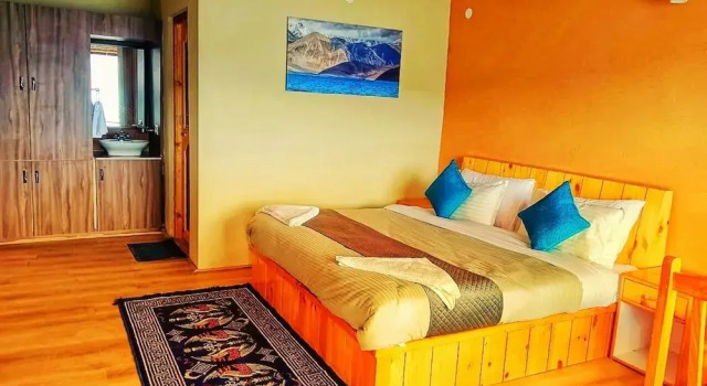 Mystic Pangong, Забронировать Отель Отели Джамму и Кашмира с завтраком, Завтраки