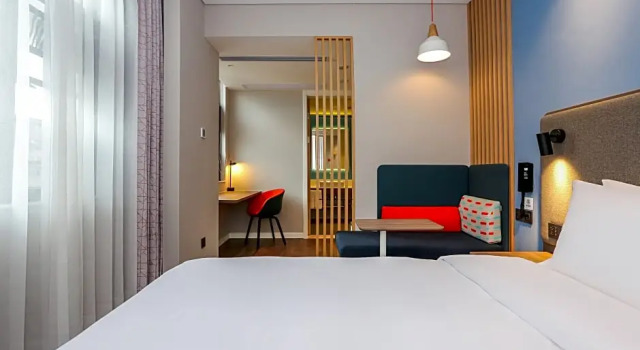 Номер Standard Holiday Inn Express Jingdezhen City Center