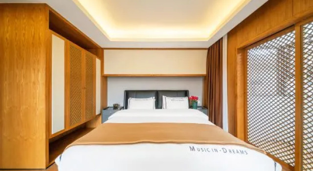 Люкс Premier Hotel Searching Lu in old town District