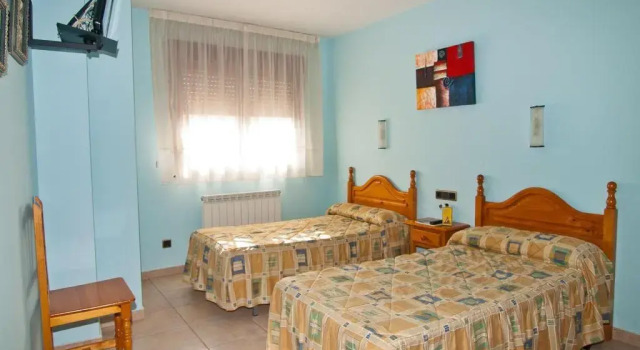 HOSTAL La MARAVILLOSA DE VALDERAS, Забронировать Хостел Вальдерас Provincia de Zamora