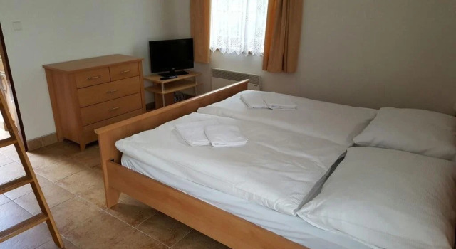 Penzion a restaurace Lemberk, Rezerwuj Hotel Jablonne v Podjestedi Kraj liberecki