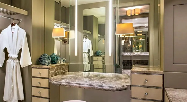 Полулюкс The St. Regis Kuala Lumpur