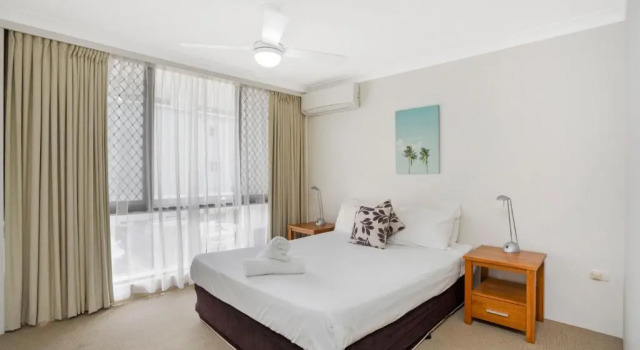Апартаменты с 3 комнатами с видом на сад Aegean Apartments Surfers Paradise