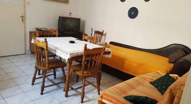 A modest place, Buchen Sie Hotel Zemun 