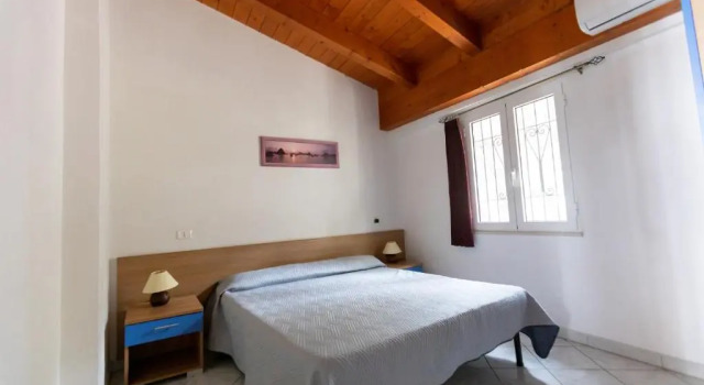 Residence Emarine, Rezerwuj Hotel Hotele w Foresta Umbra z basenem, Basen