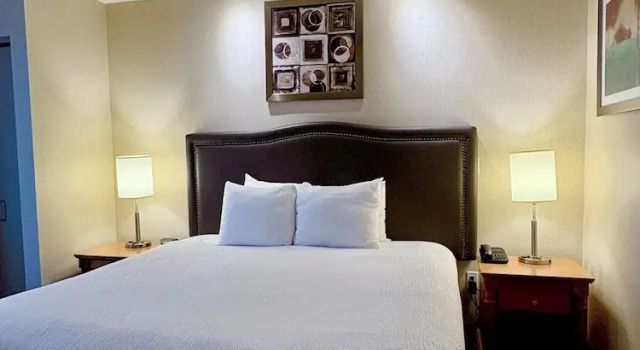 Двухместный номер Deluxe Destination Inn Waterloo