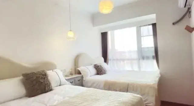 Люкс с 5 комнатами с видом на реку Lizhuang Ancient Town Zai Shui Yi Fang Homestay