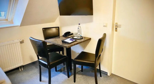 Трёхместный номер Standard Hotel Kaiserswerth