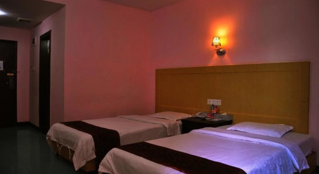 Yuanhe Business Hotel