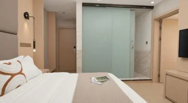 Люкс Superior Hangcheng Garden Cafe Hotel