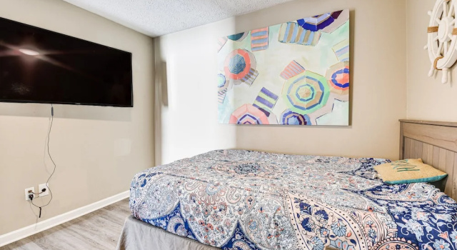 Charming PCB Home ~ 1 Mi to Beach Access!, Забронировать Дом для отпуска Панама-Сити Панхэндл Флорида, рядом с Барнакл Бэй