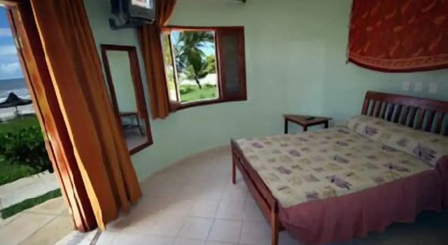 Back Door Village, Varaa Hotelli Hotellit Bahia uima-altaalla, Uima-allas