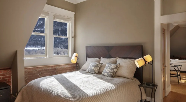 Ajax Loft 1 Bedroom Apts by RedAwning