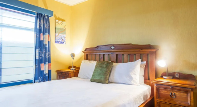 Clifton Beach House, Book Hotel Clifton Beach Cairns Beaches